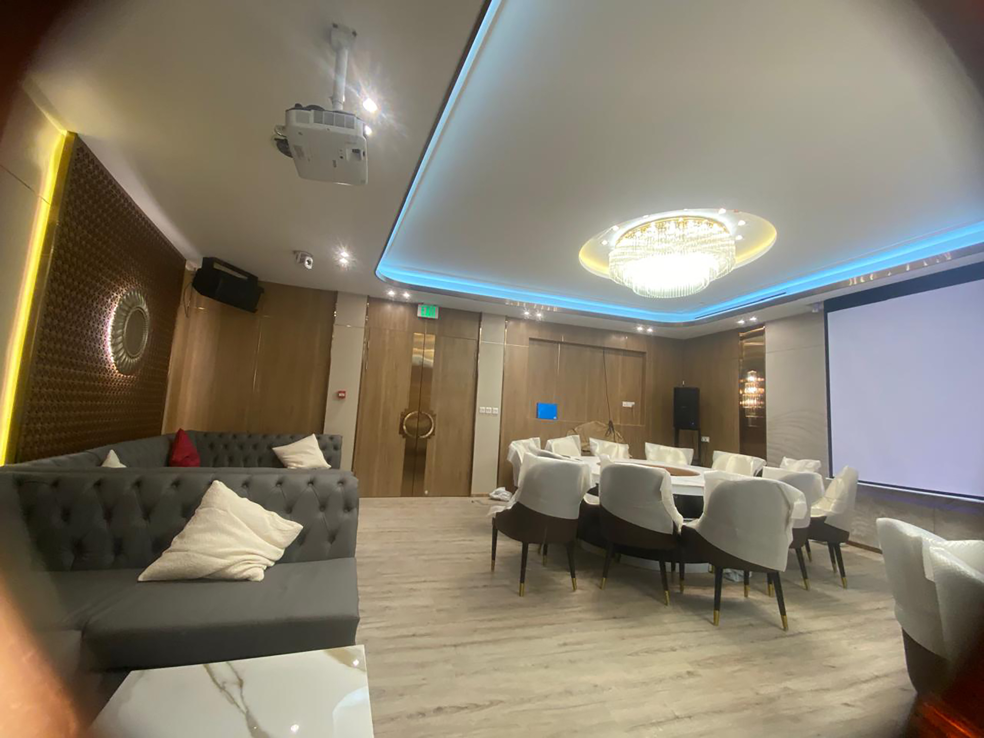 fitout0